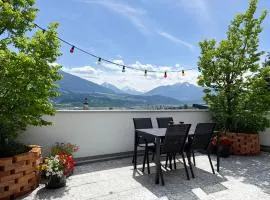 Sunny Mountain Loft - Terrace & Garden