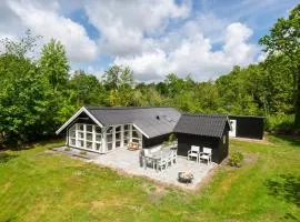 3 Bedroom Awesome Home In Oksbøl