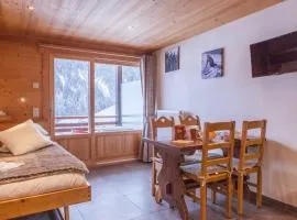 Studio montagnard avec balcon, vue montagnes et accès bien-être - FR-1-467-38