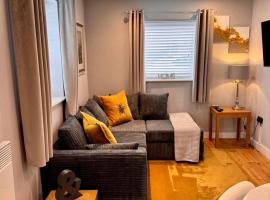 Detached one bedroom house near to castle and cathedral, four-star hotel in Lincoln