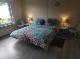 Green garden, δωμάτιο σε οικογενειακή κατοικία σε Torhout