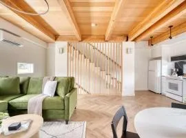AlbertaArts Happy Place Townhome