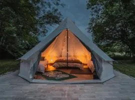 Campement au reve - Genouilleux