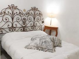 La Casa In Centro, hotel v destinaci Maratea