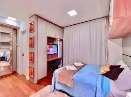 LiNDO Studio, com garagem e Ar Condicionado