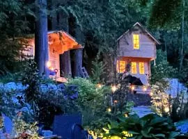 Creekside Bunkies