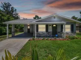 Comfortable Home in Dade City!