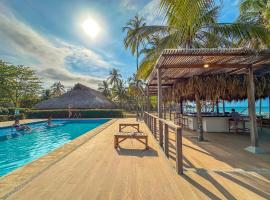Huku Beach Hostel Palomino, מלון בפאלומינו
