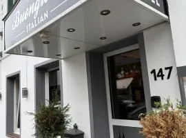 Niehler Hotel