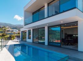 GuestReady - Sunset Heaven Villa, Hotel in Calheta