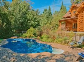 Serene Private Escape, Pool, Hot Tub, Sauna, Views