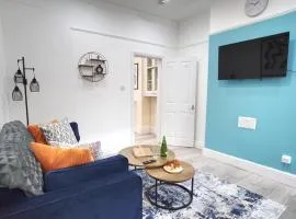 Bay View Signature Suites - Sleek 2 Apartments by Parydise