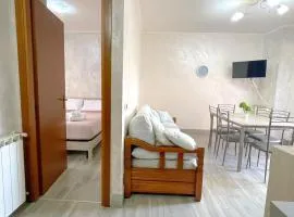 CAMI MARE BLU Apartment - Steps from the Sea 50mt & Train and Bus Station
