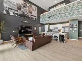 Walk to Broadway, Pool, Gym, Parking at Cowboys & Playboys in Downtown Nashville