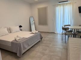 Aroniadika rooms 1, self-catering accommodation in Aroniadika