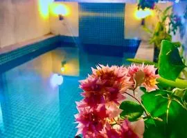 'Baga Sea Breeze Villa' 4bhk villa with Private Pool & kitchen Baga Beach Goa