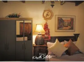 Hotel Rholyn Pura Vida!!