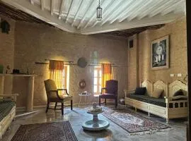 Suite Iskander Persane
