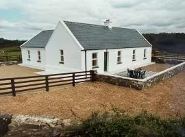 Private house in scenic location sleeping 4 people