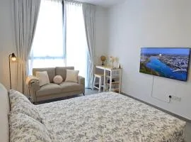 Midori Elegant Living by Shiro Elegant Holiday Homes