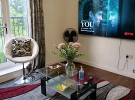 Milton Keynes Homely Luxury Flat