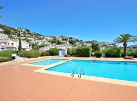 Beate - holiday bungalow with pool in Moraira