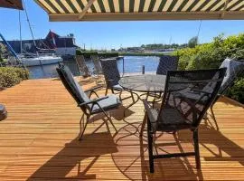 2 Bedroom Stunning Home In Lemmer
