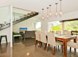 Farrant House