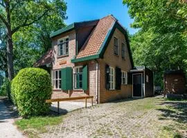 Holiday Home in Vrouwenpolder near Beach