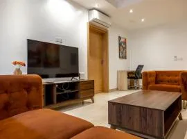 CasaNova Airport Suites