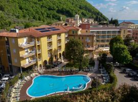 Hotel Bisesti ***S, hotel Gardában