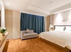 East Queen Hotel (Xi'an Beimen Metro Station)