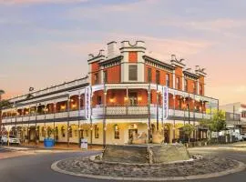 The Rose Hotel & Motel