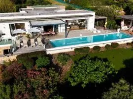 Giulia, villa exceptionnelle, vue mer et Ajaccio