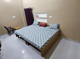 Deva Guest House