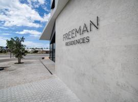 Modern Studio with Rooftop and BBQ Access, khách sạn biển ở North Fremantle