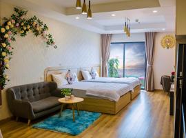 TMS Luxury Codotel Quy Nhơn - Ban Công Trực Diện Biển, Có Bếp, hotel de lujo en Quy Nhon