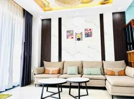 Sunrise Homestay with 4 Bedrooms
