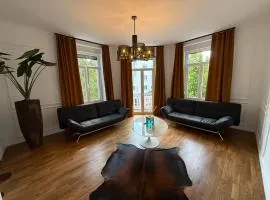 Historical Luxury Homes - Familiensuite mit Terrasse