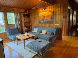 Haus Donaublick, hotel v destinaci Weins