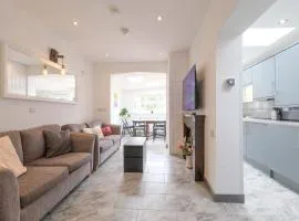 Five bedroom house in Douglas road