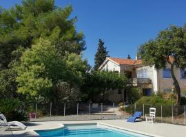 La guêpière, hotel v mestu Hyères