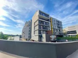 The Sapphire Light - Studio Apartment