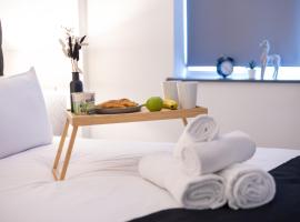 Brand-New Borehamwood 1-Bed, 1-Bath Flat, hotel in Borehamwood