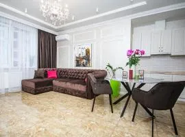 Luxury for business & pleasure Royal 2