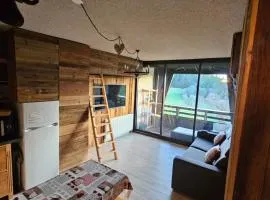 Studio cabine 4 pers Cosy esprit chalet Les glovettes