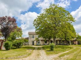 Chambre d'hote Emeraude, hôtel à Genouillé