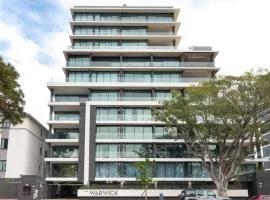 The Warwick: Luxury secure apartment in Greenpoint