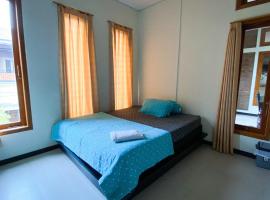 Oemah Yobo Guesthouse, aparthotel v destinaci Demangan