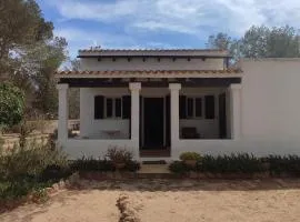 Tranquila casa unica en Playa Mitjorn Formentera